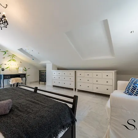 Magnificent 4br Oasis, Panoramic Terrace, Pool And Parking شقة توريمولينوس