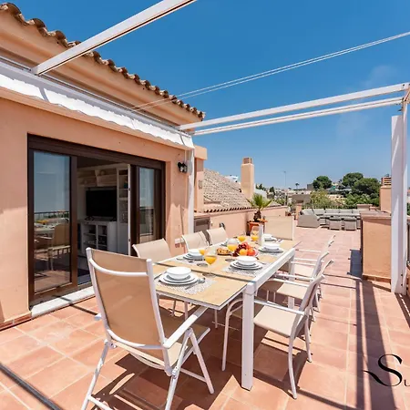 Apartment Magnificent 4br Oasis, Panoramic Terrace, Pool And Parking