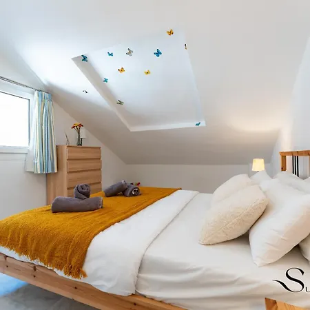 Magnificent 4br Oasis, Panoramic Terrace, Pool And Parking Apartment *