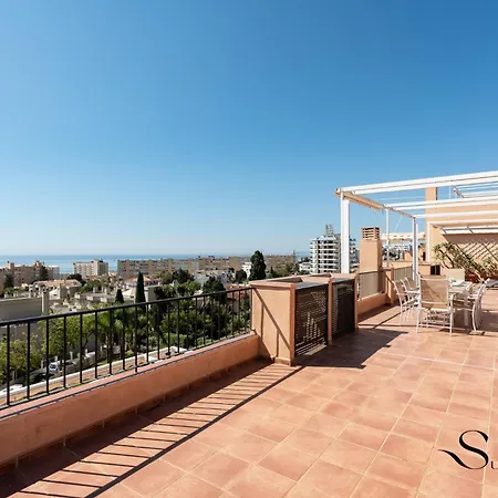 Magnificent 4br Oasis, Panoramic Terrace, Pool And Parking 아파트 *
