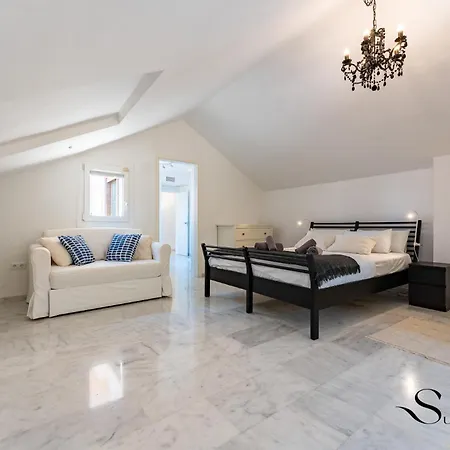 شقة Magnificent 4br Oasis, Panoramic Terrace, Pool And Parking