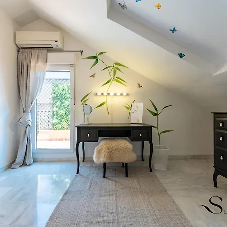 Magnificent 4br Oasis, Panoramic Terrace, Pool And Parking شقة توريمولينوس